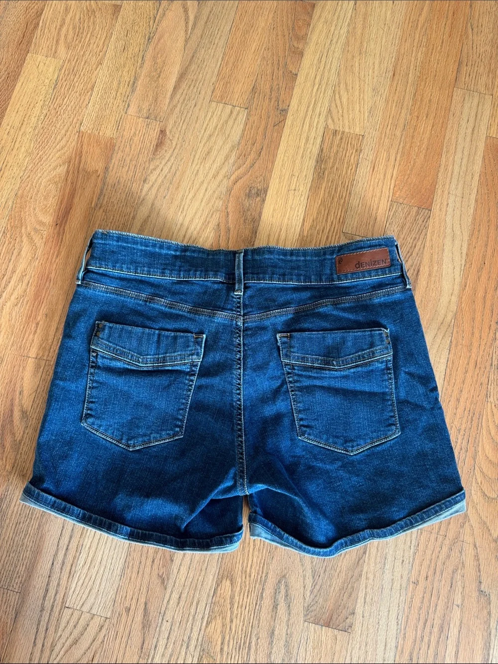 Denizen Levi's Dark Blue Rolled Cuff Denim Shorts Size: 14